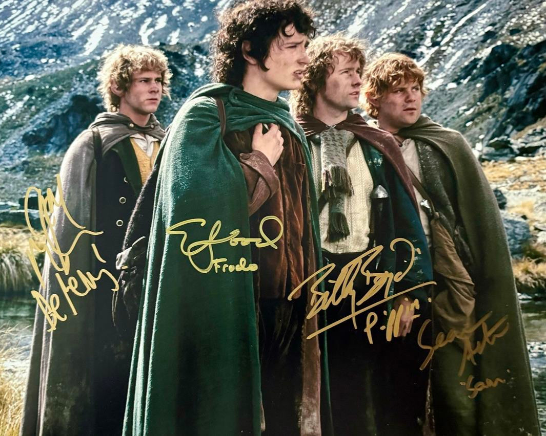 Elijah Wood, Sean Aston, Billy Boyd, Dominic Monaghan Signed 11x14 Photo (LOTR) - SWAU