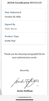 Halle Berry Signed Funko Pop #507 "Catwoman" (Batman) - ACOA
