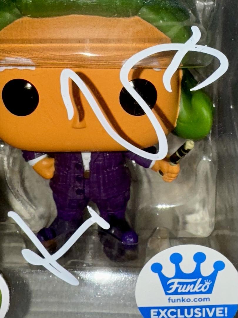 Hugh Grant Signed Funko Pop #1501 "Oompa Loompa" (Wonka) - SWAU #02