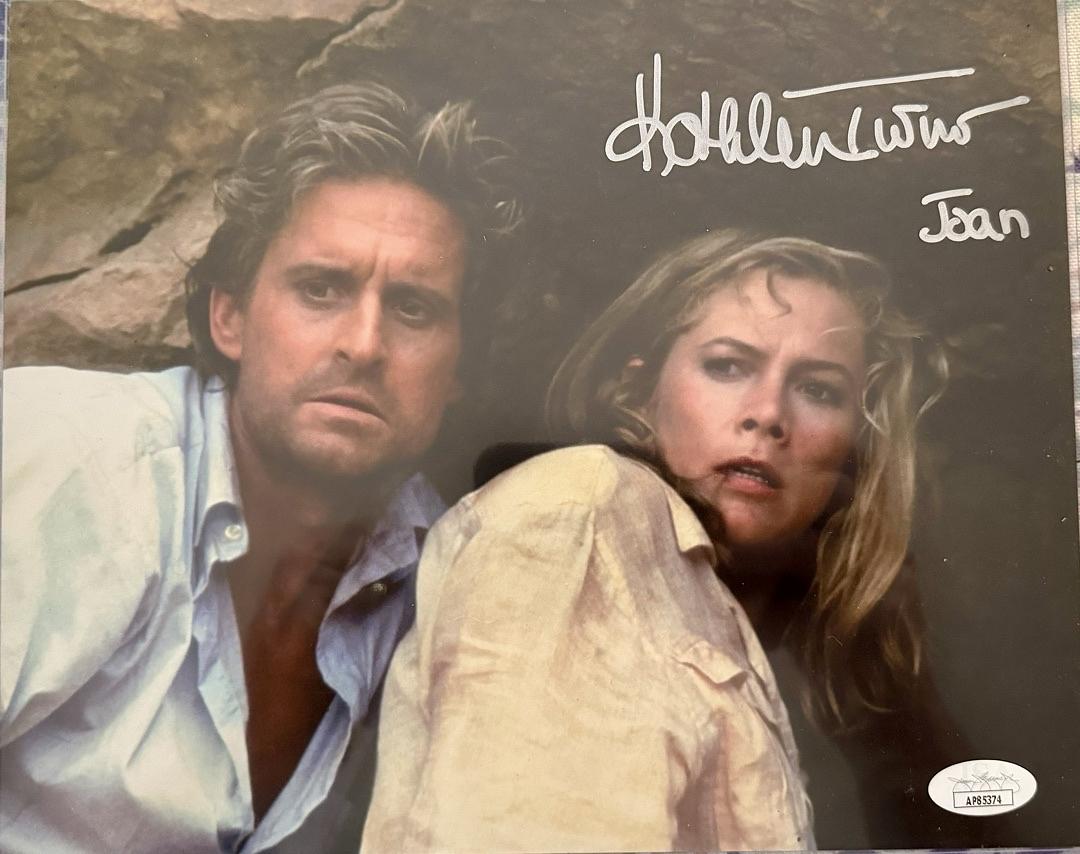 Kathleen Turner Signed 8x10 Photo (Romancing The Stone / Jewel Of The Nile) - JSA COA