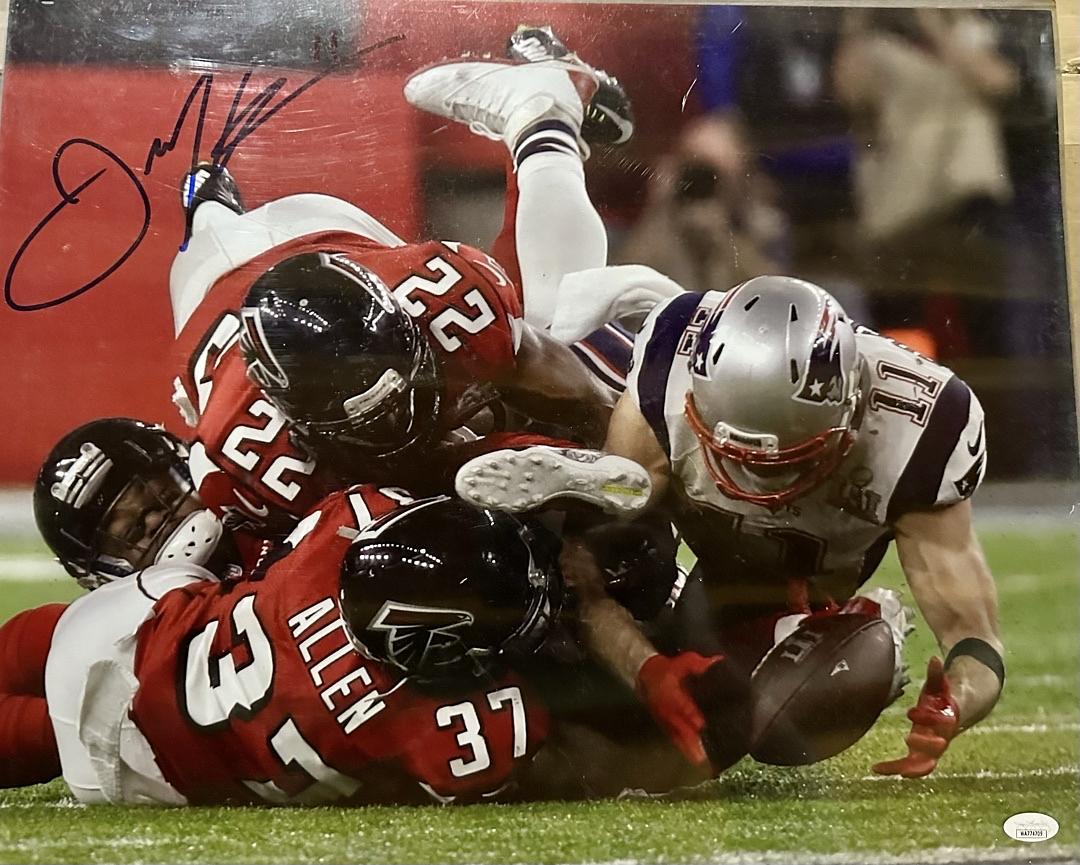 Julian Edelman Signed 16x20 Photo (SuperBowl LI Catch) New England Patriots - JSA COA