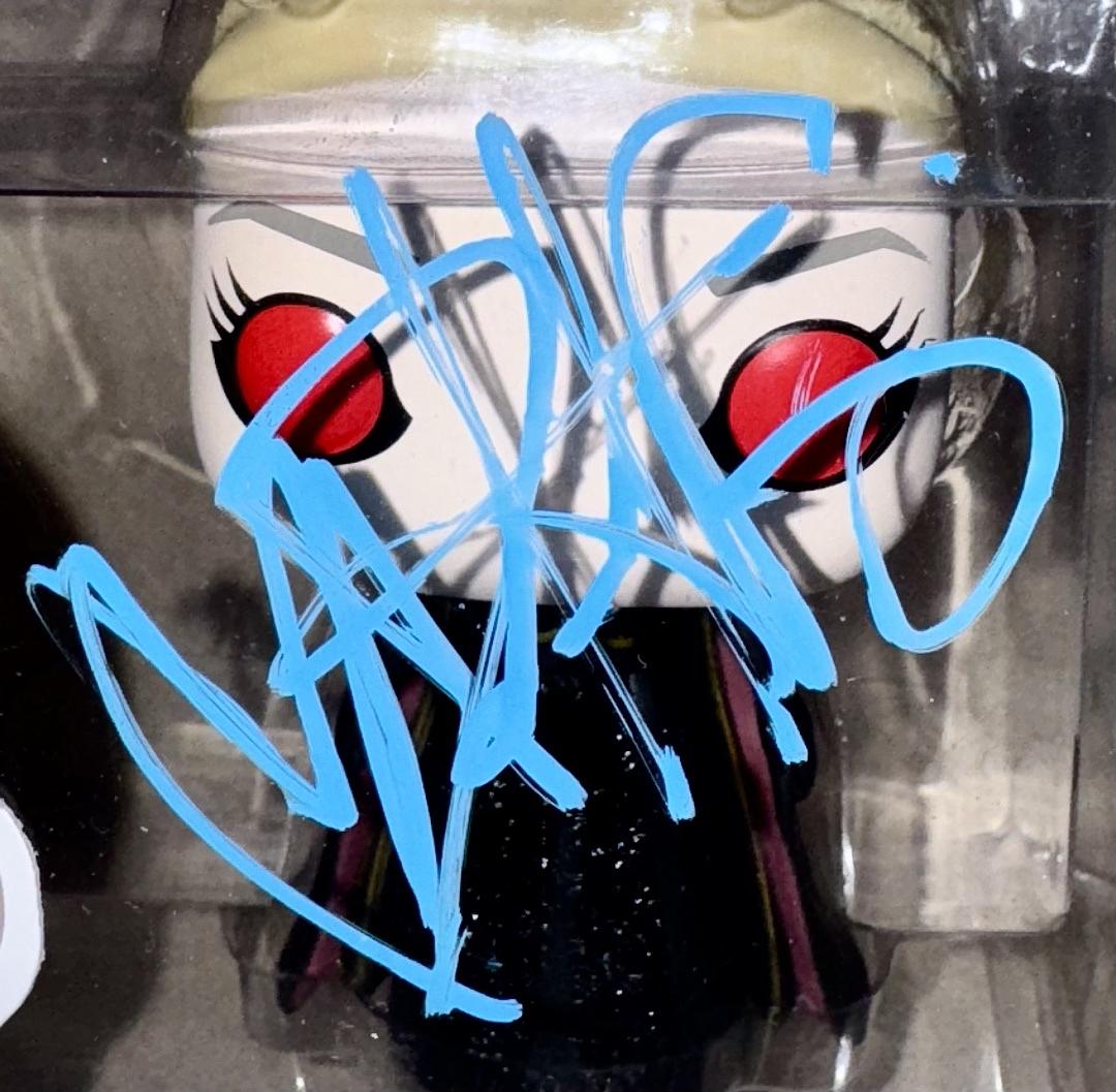 Dakota Fanning Signed Funko Pop #325 Jane / Twilight - Beckett COA #1