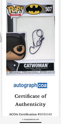 Halle Berry Signed Funko Pop #507 "Catwoman" (Batman) - ACOA