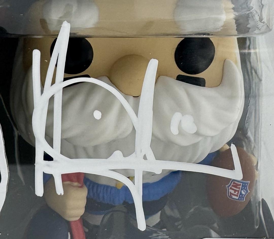 Vince Young Signed Fanatics Exclusive Funko Pop #292 (Titans Santa) - Schwartz COA