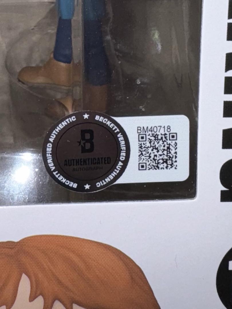 Bryce Dallas Howard Signed Pop #1209 "Claire Dearing" (Jurassic World) - Funko Beckett COA
