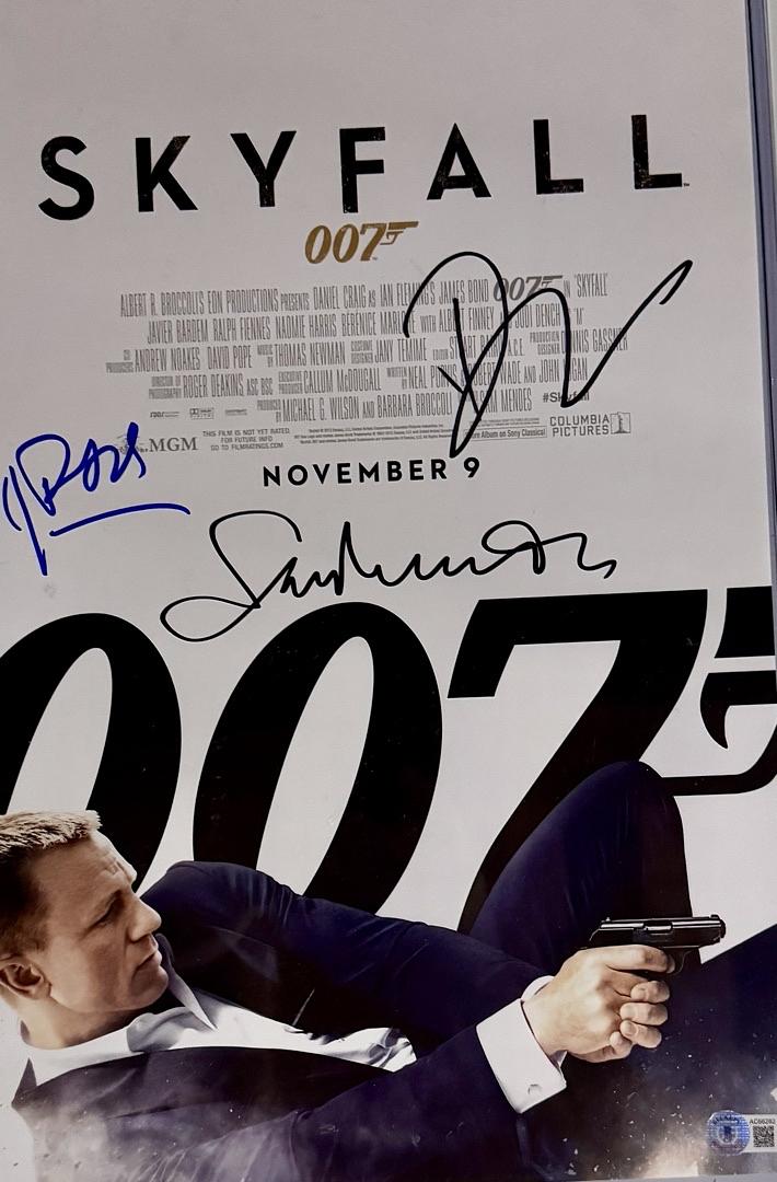 Daniel Craig, Javier Bardem, Sam Mendes Signed 11x17 (James Bond Skyfall) *RARE* - Beckett COA
